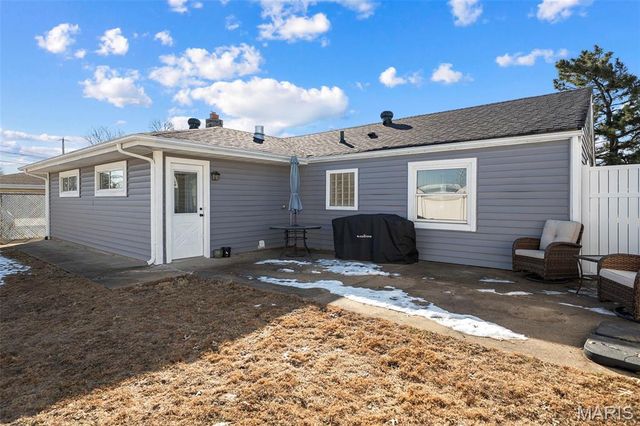 6321 Sheppard Drive, Affton, MO 63123