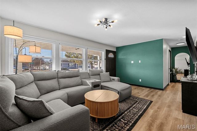 6321 Sheppard Drive, Affton, MO 63123