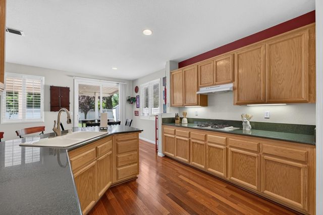 7090 Sinclair Dr, Shingle Springs, CA 95682