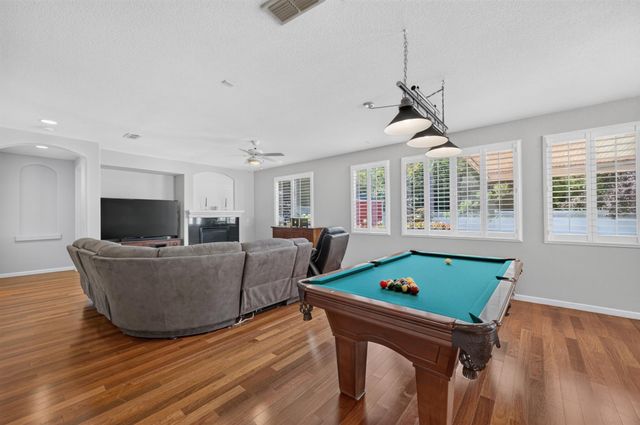 7090 Sinclair Dr, Shingle Springs, CA 95682