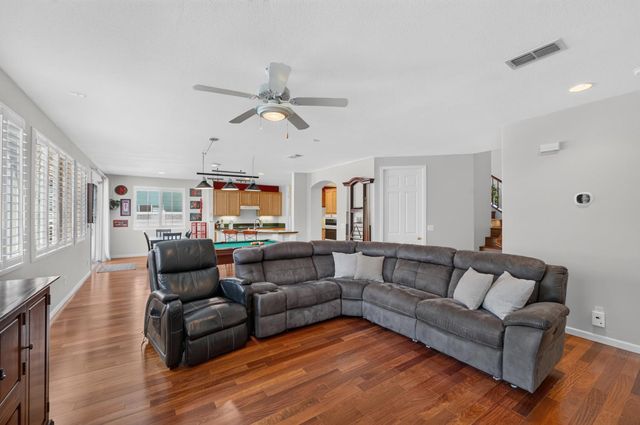 7090 Sinclair Dr, Shingle Springs, CA 95682