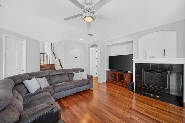 7090 Sinclair Dr, Shingle Springs, CA 95682