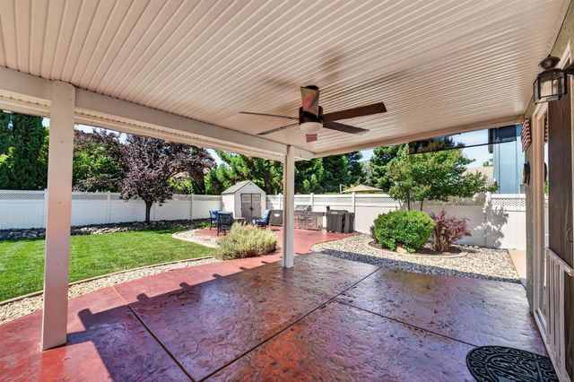 7090 Sinclair Dr, Shingle Springs, CA 95682