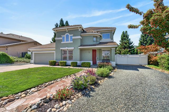7090 Sinclair Dr, Shingle Springs, CA 95682