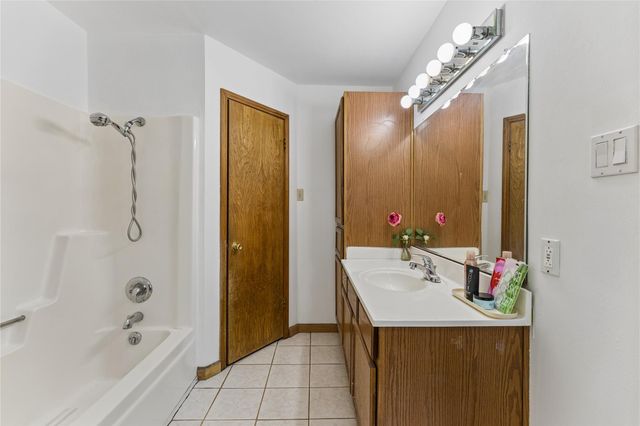 12609 Scissortail DR, Manchaca, TX 78652
