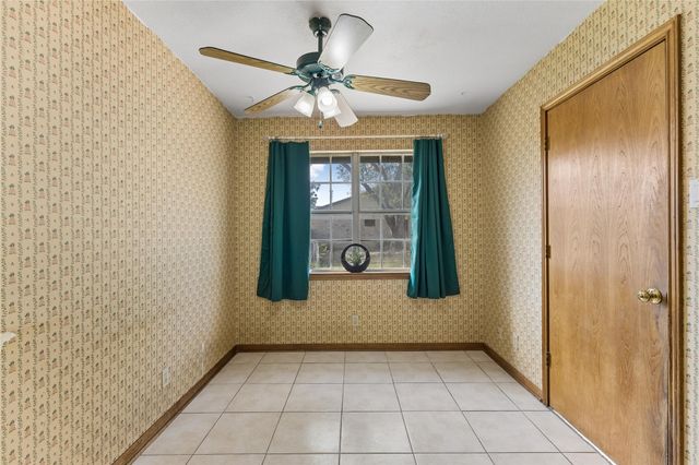 12609 Scissortail DR, Manchaca, TX 78652