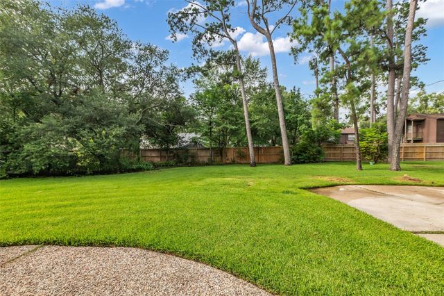 6415 Bayonne Drive, Spring, TX 77389