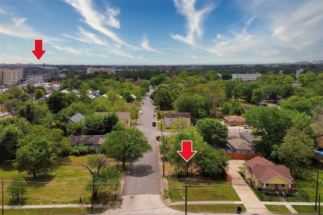 2604 Canfield Street, Houston, TX 77004