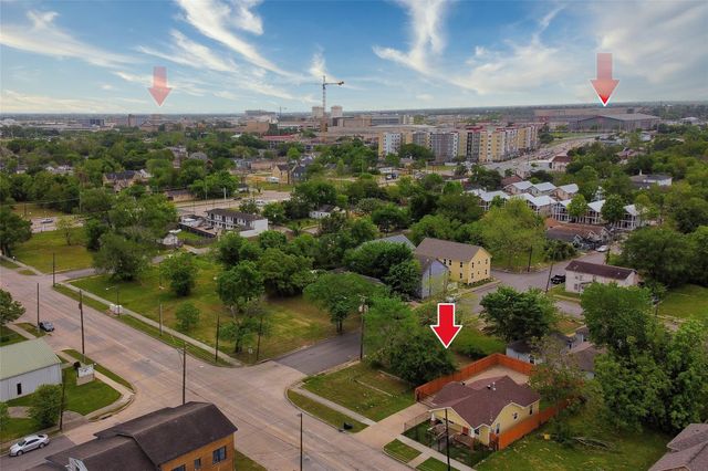 2604 Canfield Street, Houston, TX 77004