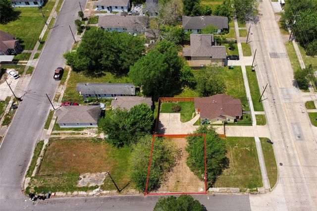 2604 Canfield Street, Houston, TX 77004