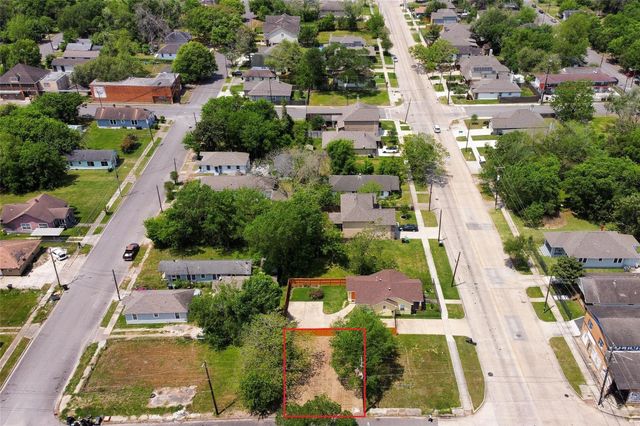 2604 Canfield Street, Houston, TX 77004