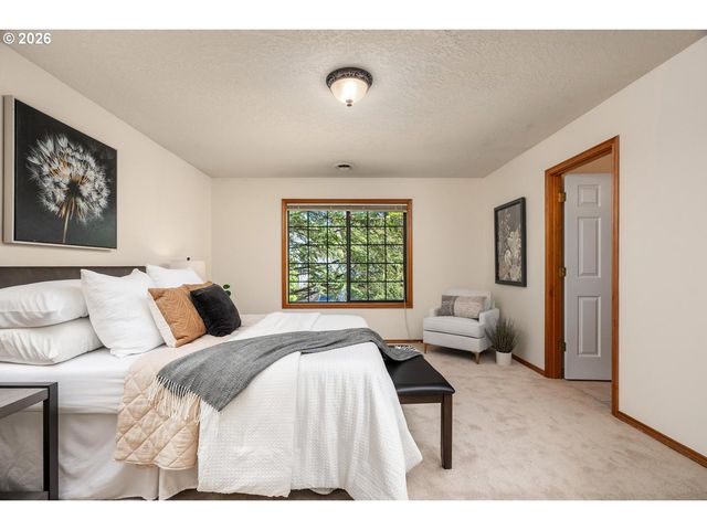 15310 Sw SANDPIPER Ln, Beaverton, OR 97007