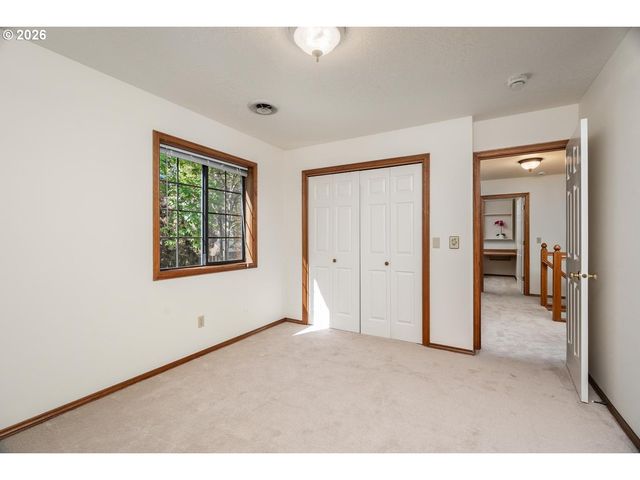 15310 Sw SANDPIPER Ln, Beaverton, OR 97007