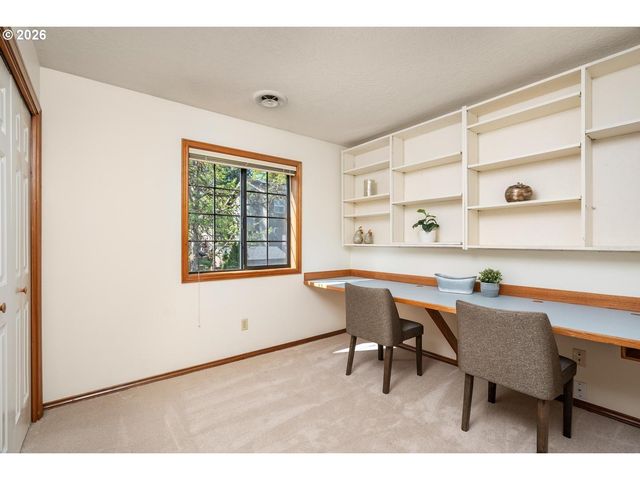 15310 Sw SANDPIPER Ln, Beaverton, OR 97007