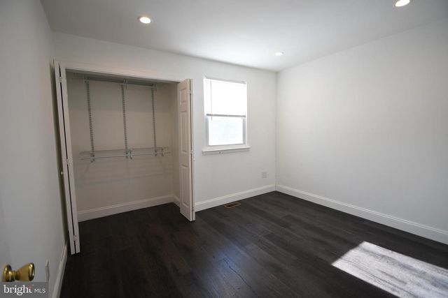 8430 BRUNSWICK PL, Philadelphia, PA 19153