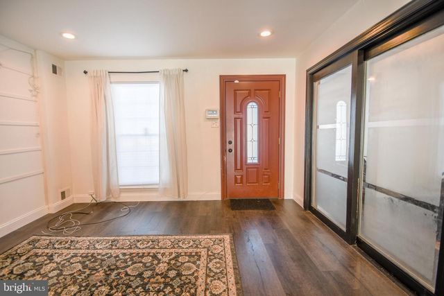 8430 BRUNSWICK PL, Philadelphia, PA 19153