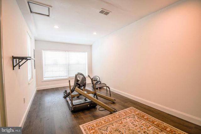 8430 BRUNSWICK PL, Philadelphia, PA 19153