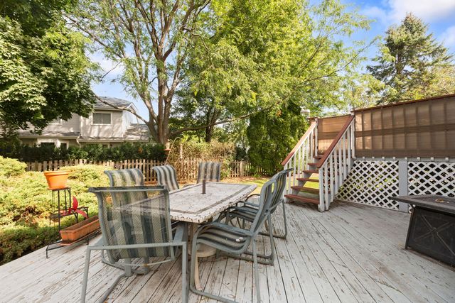 176 Denberry Court, Lake Zurich, IL 60047