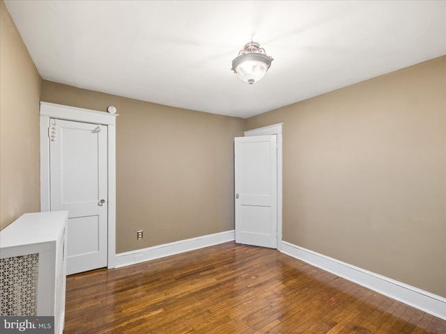 303 W MARYLAND AVE, Aldan, PA 19018