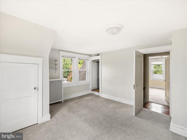 303 W MARYLAND AVE, Aldan, PA 19018
