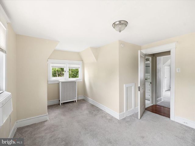 303 W MARYLAND AVE, Aldan, PA 19018