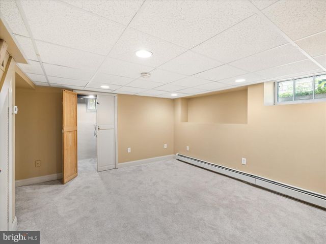 303 W MARYLAND AVE, Aldan, PA 19018
