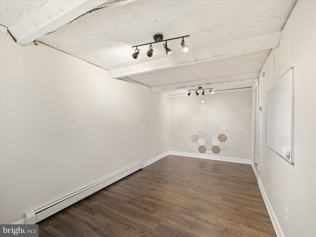 303 W MARYLAND AVE, Aldan, PA 19018