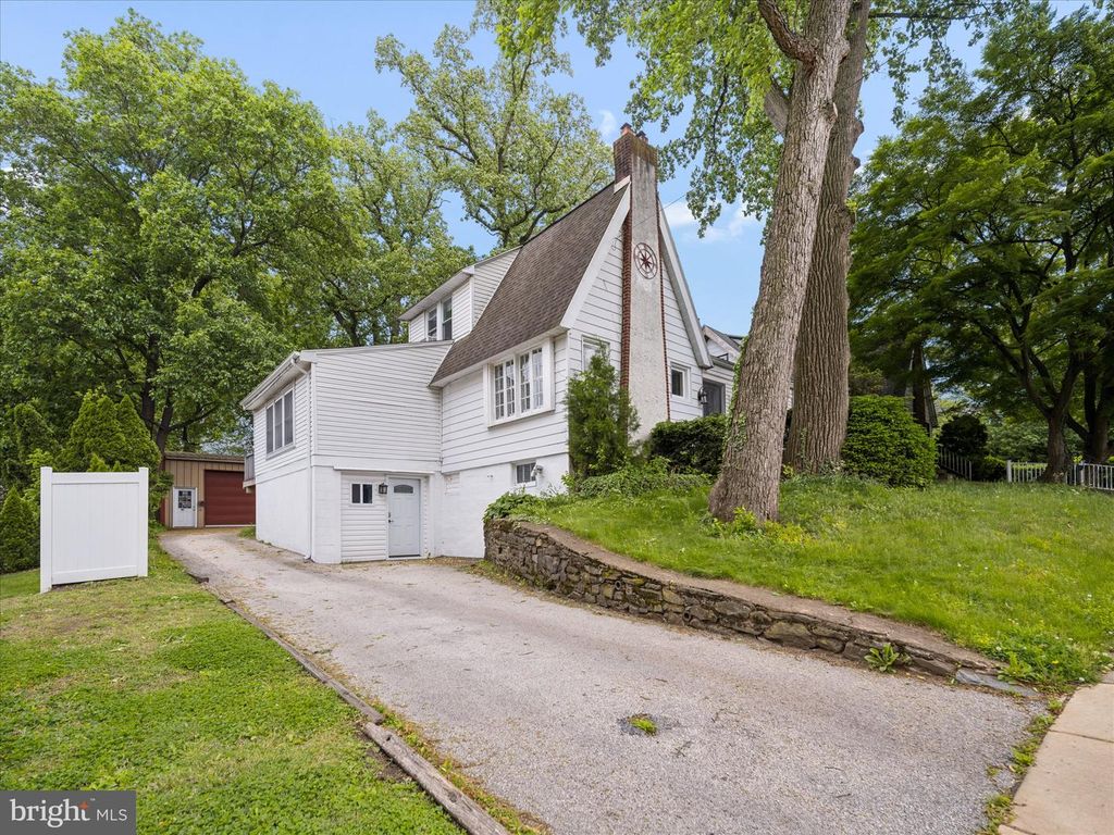 303 W MARYLAND AVE, Aldan, PA 19018