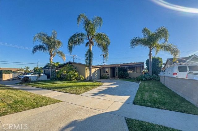 7460 Bock, Stanton, CA 90680