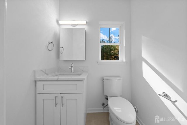 410 Morris Place, Roselle, NJ 07203