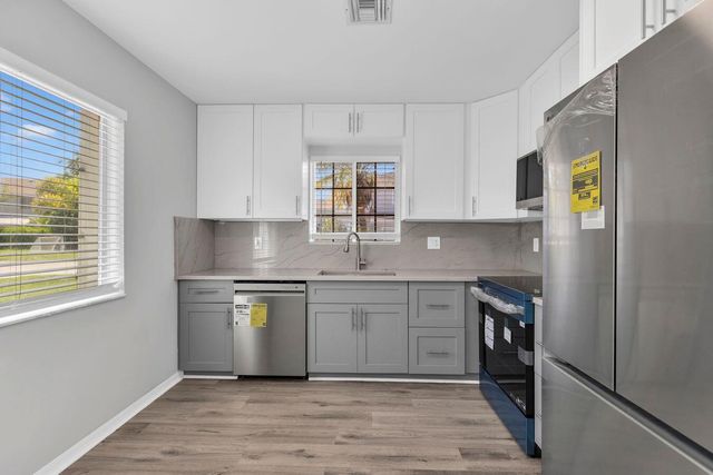 1130 SW 44th Avenue, Deerfield Beach, FL 33442