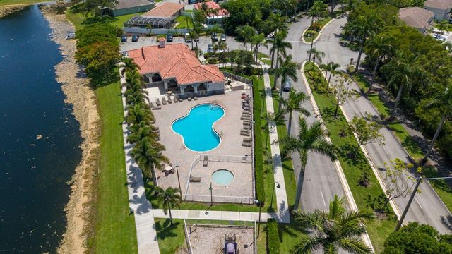 1130 SW 44th Avenue, Deerfield Beach, FL 33442