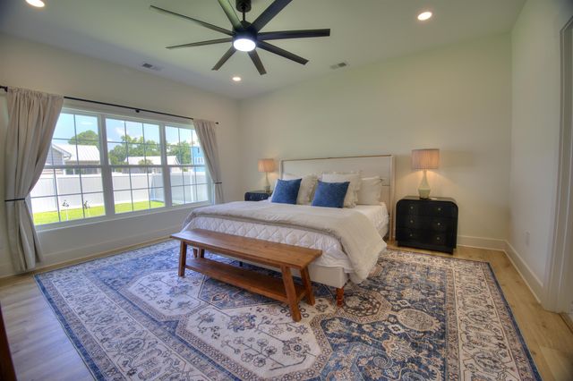 4385 Kinlaw St., Little River, SC 29566