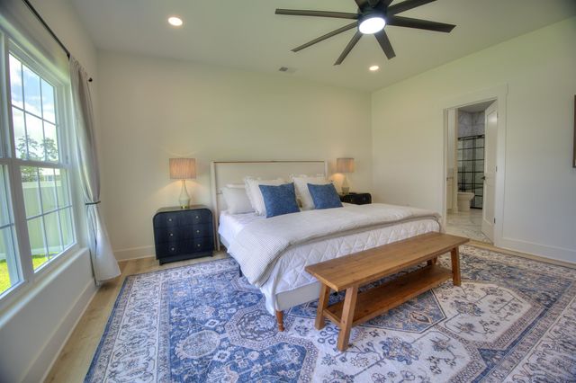 4385 Kinlaw St., Little River, SC 29566