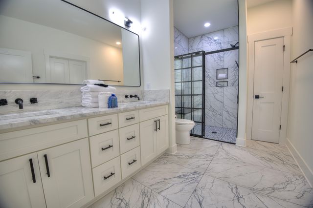 4385 Kinlaw St., Little River, SC 29566