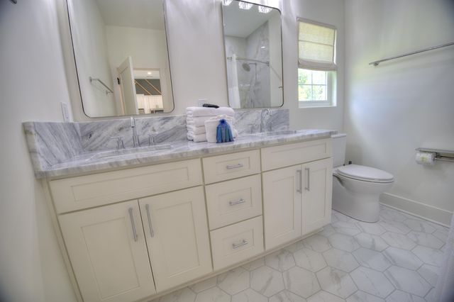 4385 Kinlaw St., Little River, SC 29566
