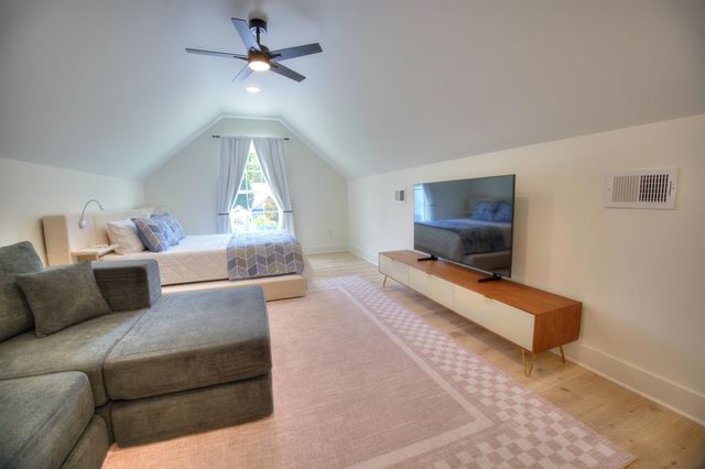 4385 Kinlaw St., Little River, SC 29566