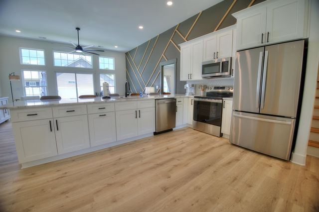 4385 Kinlaw St., Little River, SC 29566