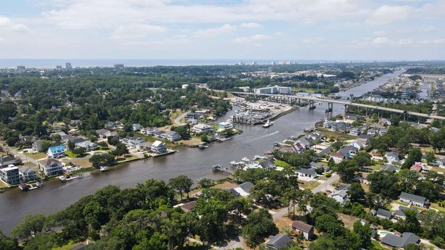 4385 Kinlaw St., Little River, SC 29566
