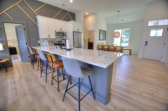 4385 Kinlaw St., Little River, SC 29566