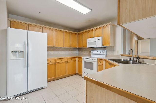 400 E BAY Street 604, Jacksonville, FL 32202