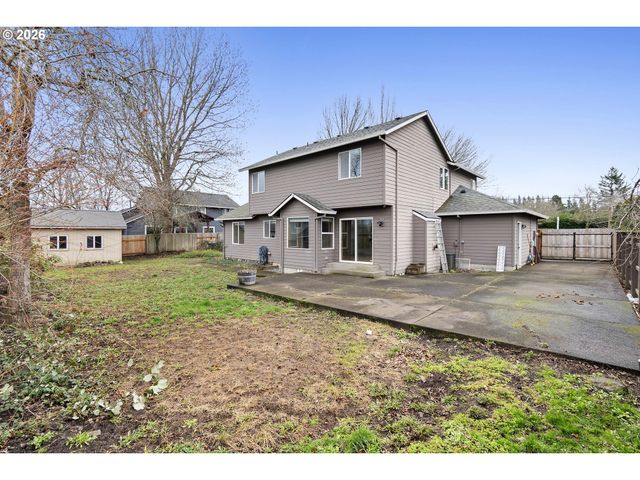 1027 Se STREBIN Rd, Troutdale, OR 97060
