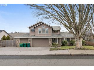 1027 Se STREBIN Rd, Troutdale, OR 97060