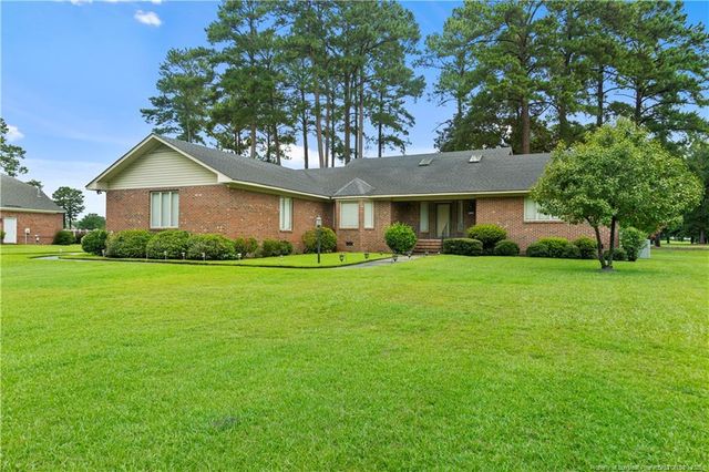 4155 Bent Grass Drive, Fayetteville, NC 28312