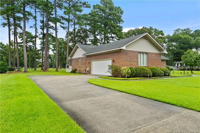 4155 Bent Grass Drive, Fayetteville, NC 28312