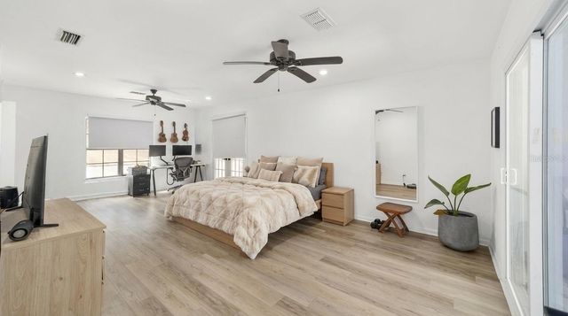 17714 VETERANS WAY, Micanopy, FL 32667