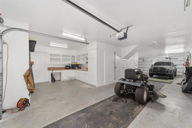 17714 VETERANS WAY, Micanopy, FL 32667