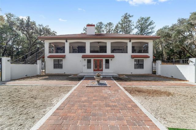 17714 VETERANS WAY, Micanopy, FL 32667