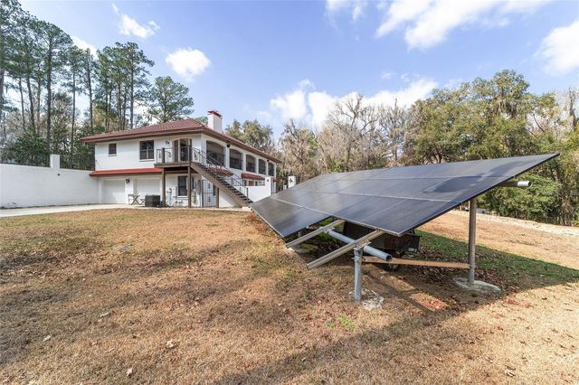 17714 VETERANS WAY, Micanopy, FL 32667