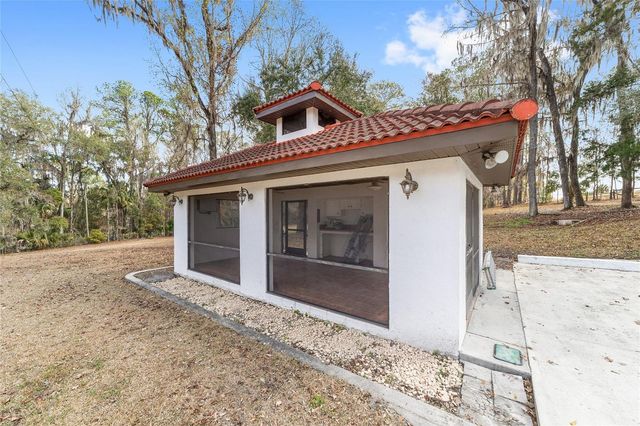 17714 VETERANS WAY, Micanopy, FL 32667